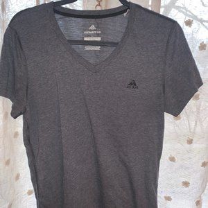 Adidas T-Shirt